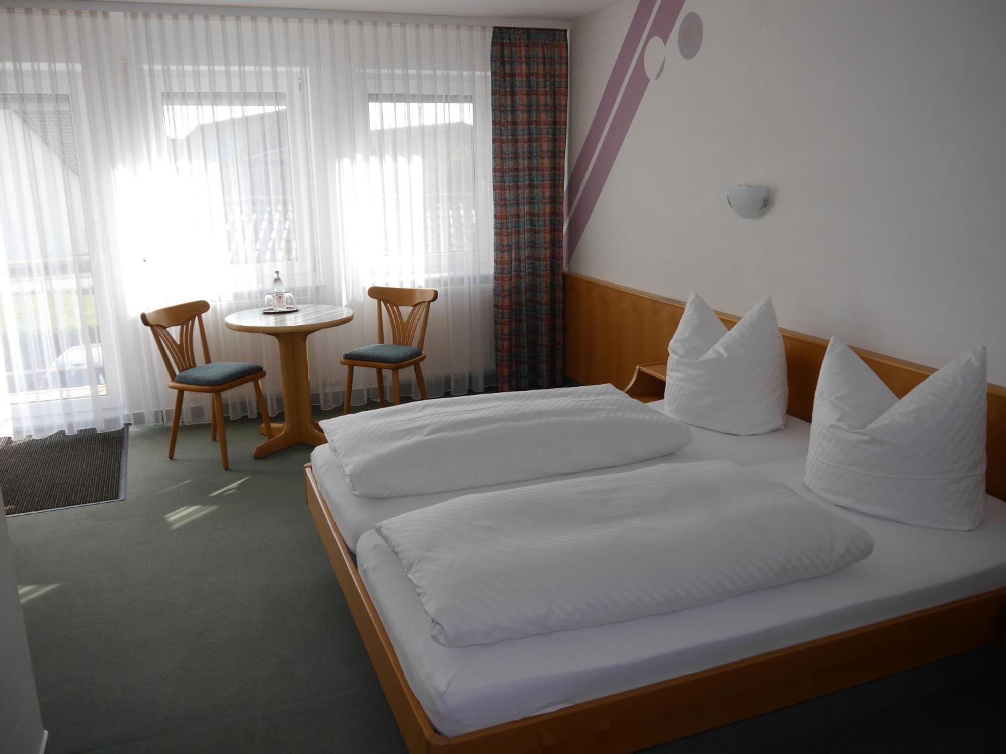 Gasthof Hotel Adler Inneringen Экстерьер фото